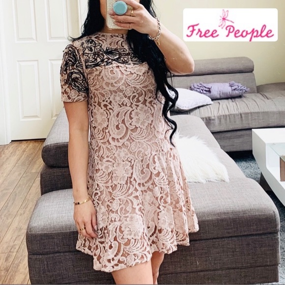 ๐ฏ๐น๐ฆ FREE PEOPLE PINK LACE BABY DOLL DRESS - Picture 2 of 7